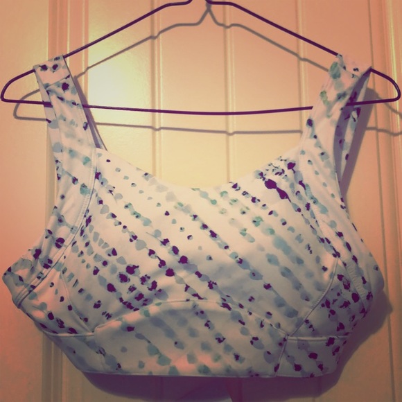 ‼️SOLD‼️ Fabletics Workout Top NWT! ‼️SOLD!!‼️ - Picture 1 of 4